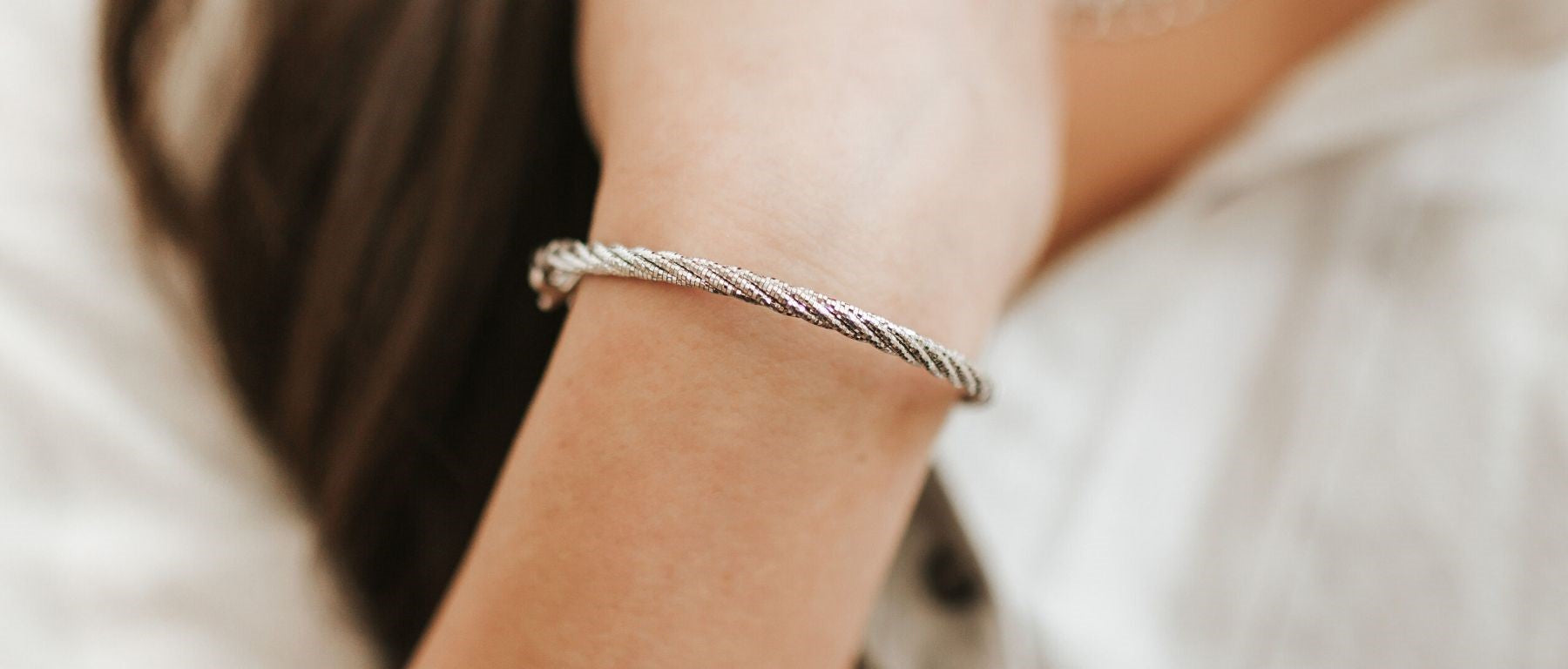 The Radiance of Sterling: Why Sterling Silver Jewelry is an All-Time Favorite